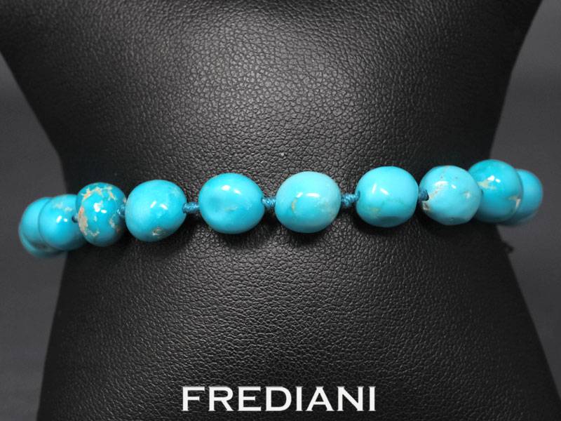 Bracelet en perles de turquoises naturelles