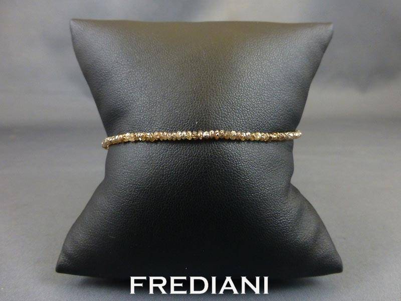 Bracelet en diamants bruns et fermoir en or blanc
