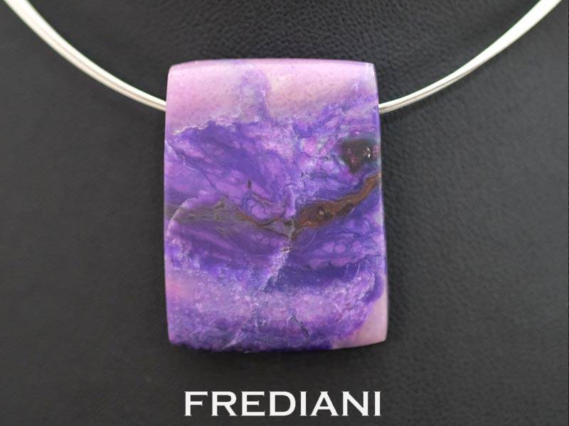 Pendentif cable en acier et Sugulite naturelle