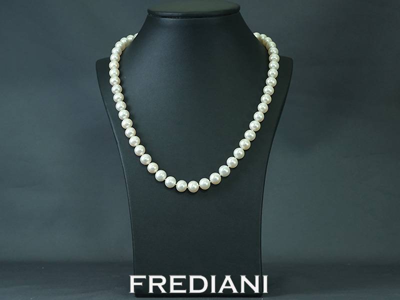 Collier en perles de culture avec fermoir en argent 925/000