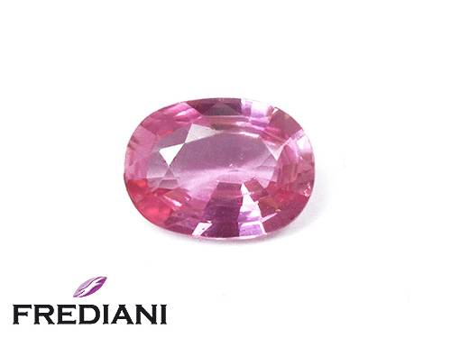 Saphir rose de madagascar