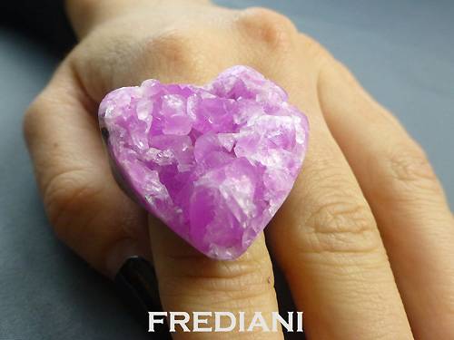 Bague en cobaltocalcite naturelle