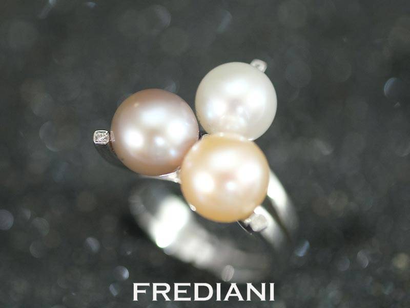 Bague en Or blanc, Perle de culture et Diamants