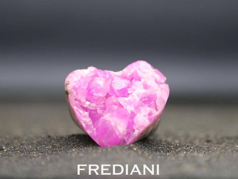 Bague en cobaltocalcite naturelle