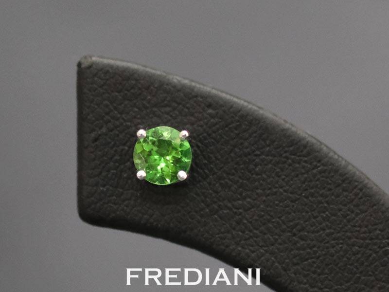 Boucles d'oreilles en grenats tsavorites