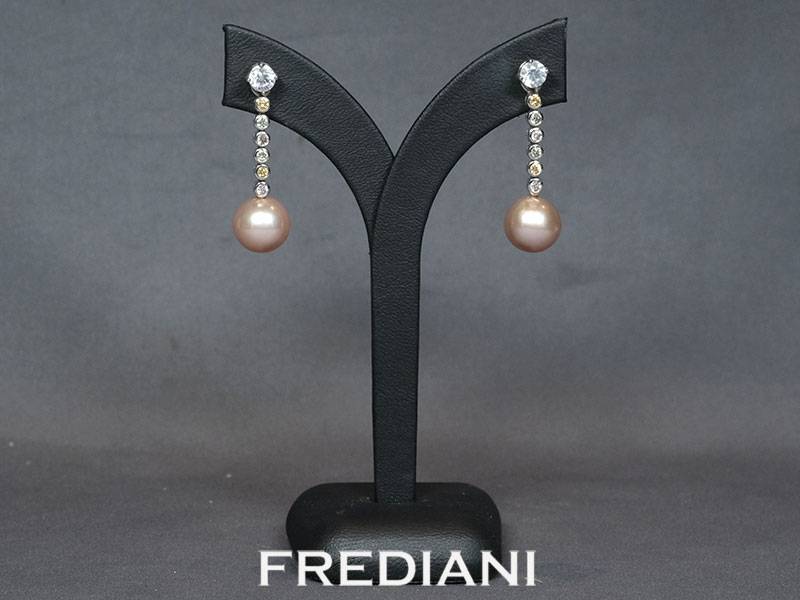 Boucles d'oreilles en or blanc diamants avec les pendants amovibles