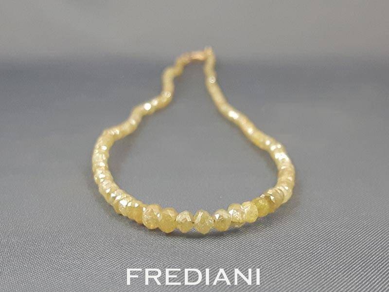 collier en diamants jaunes
