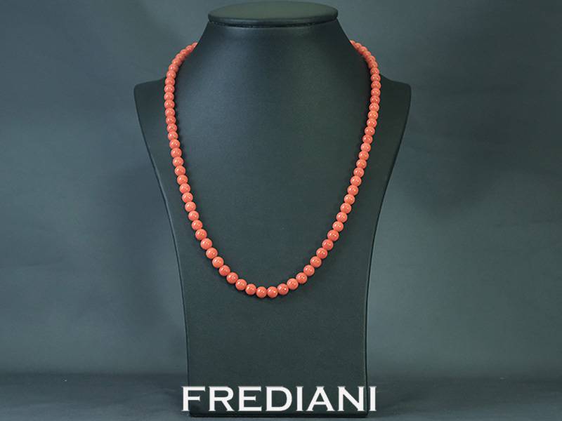 Collier de boules de corail orange 5 mm et fermoir en argent 925/000 