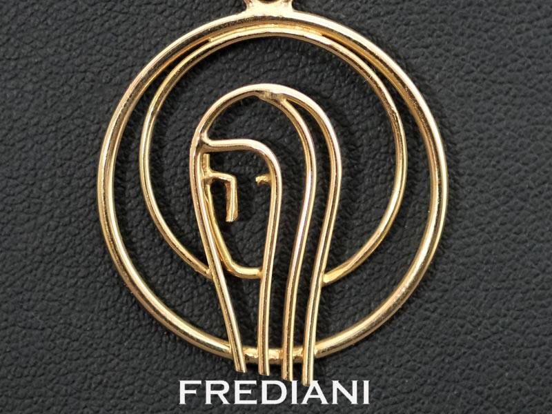 medaille religieuse en or jaune