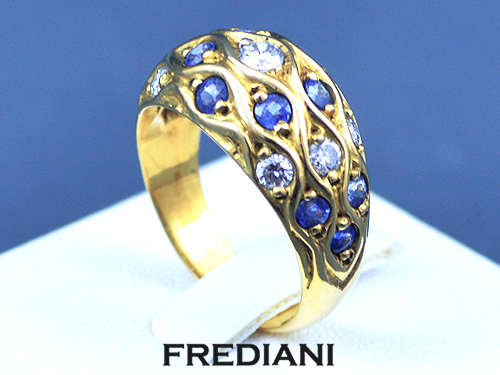 bague pavage saphirs bleus et diamants