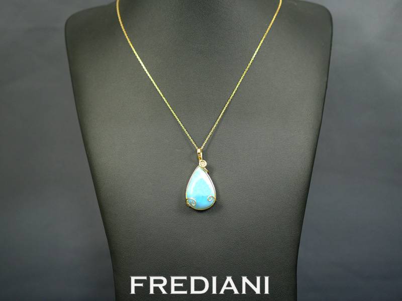 pendendentif en or jaune, larimar naturel et diamant jaune