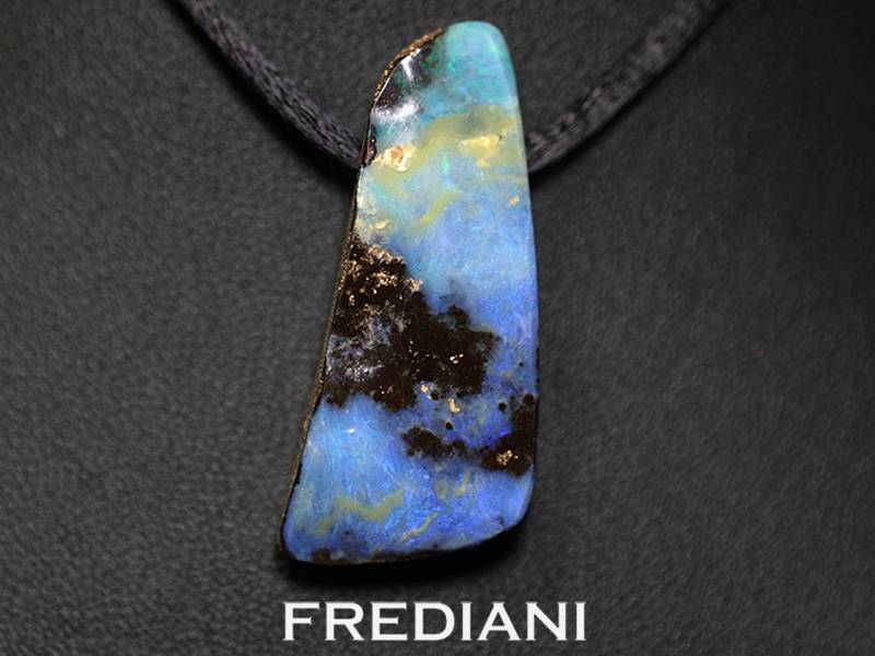 Pendentif en opale boulder d'Australie