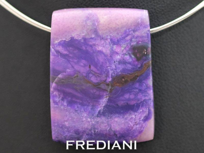 Pendentif cable en acier et Sugulite naturelle