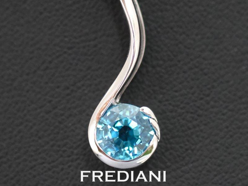 Pendentif en Or blanc et Zircon bleu